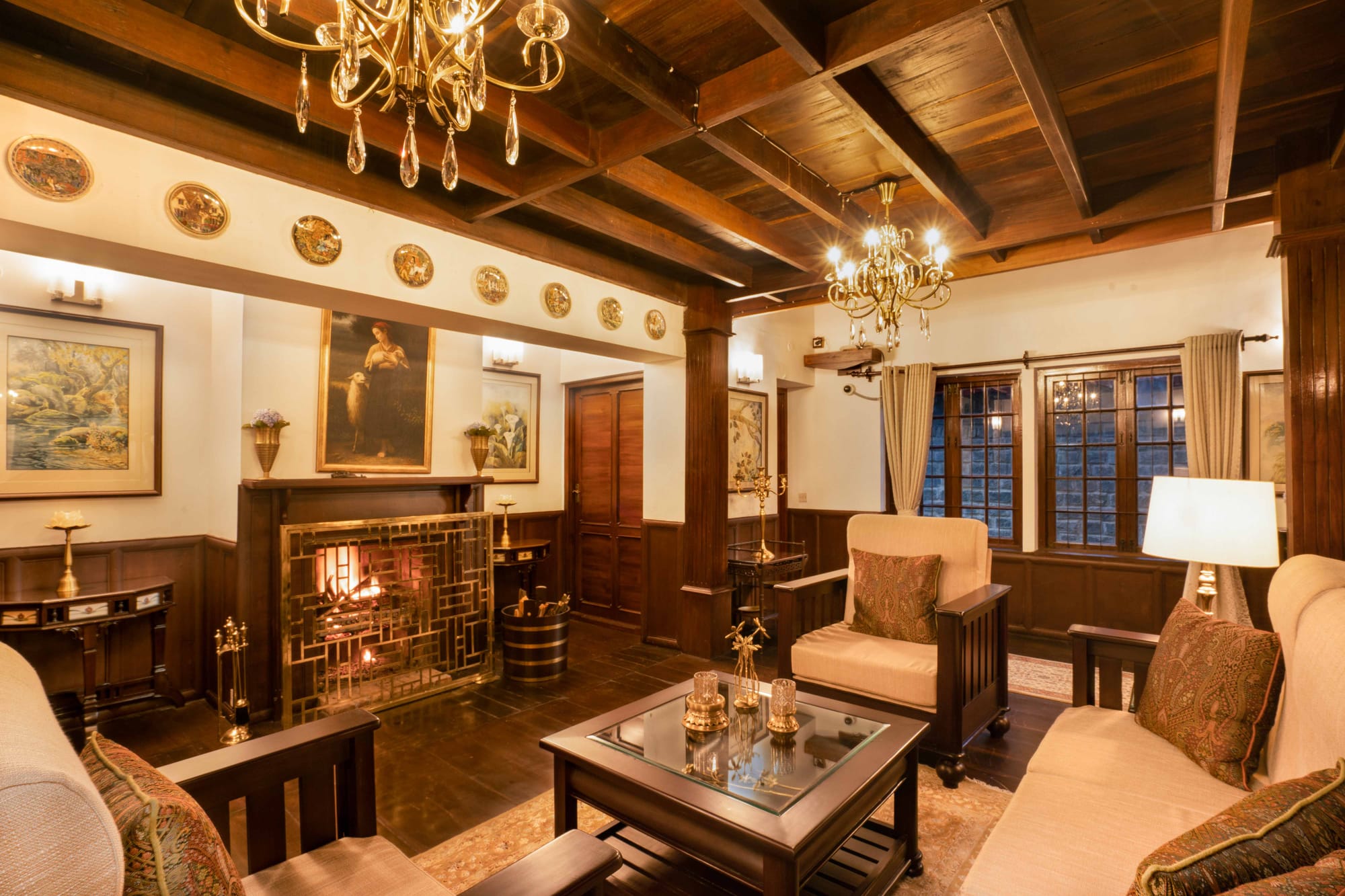 4 Must-Have Luxury Amenities for a Perfect Winter Villa Stay